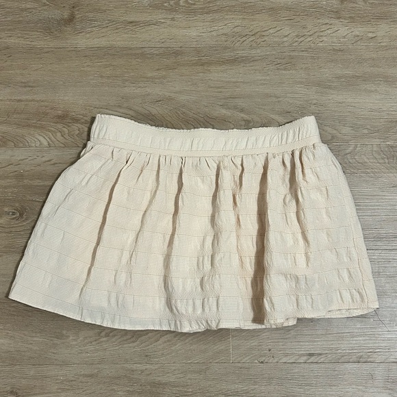 Dresses & Skirts - Zara skort